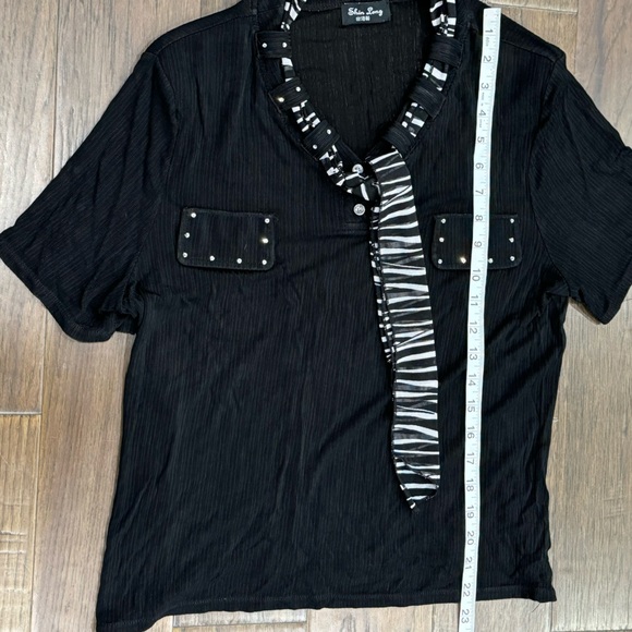 Shin Long Short Sleeve with Neck Tie Up - Picture 9 of 12